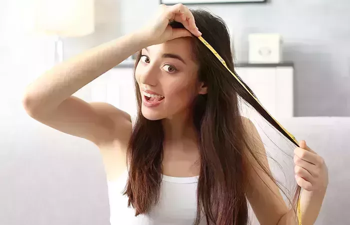 5 beneficios de la cera de abejas para el cabello, cómo usarla y efectos secundarios