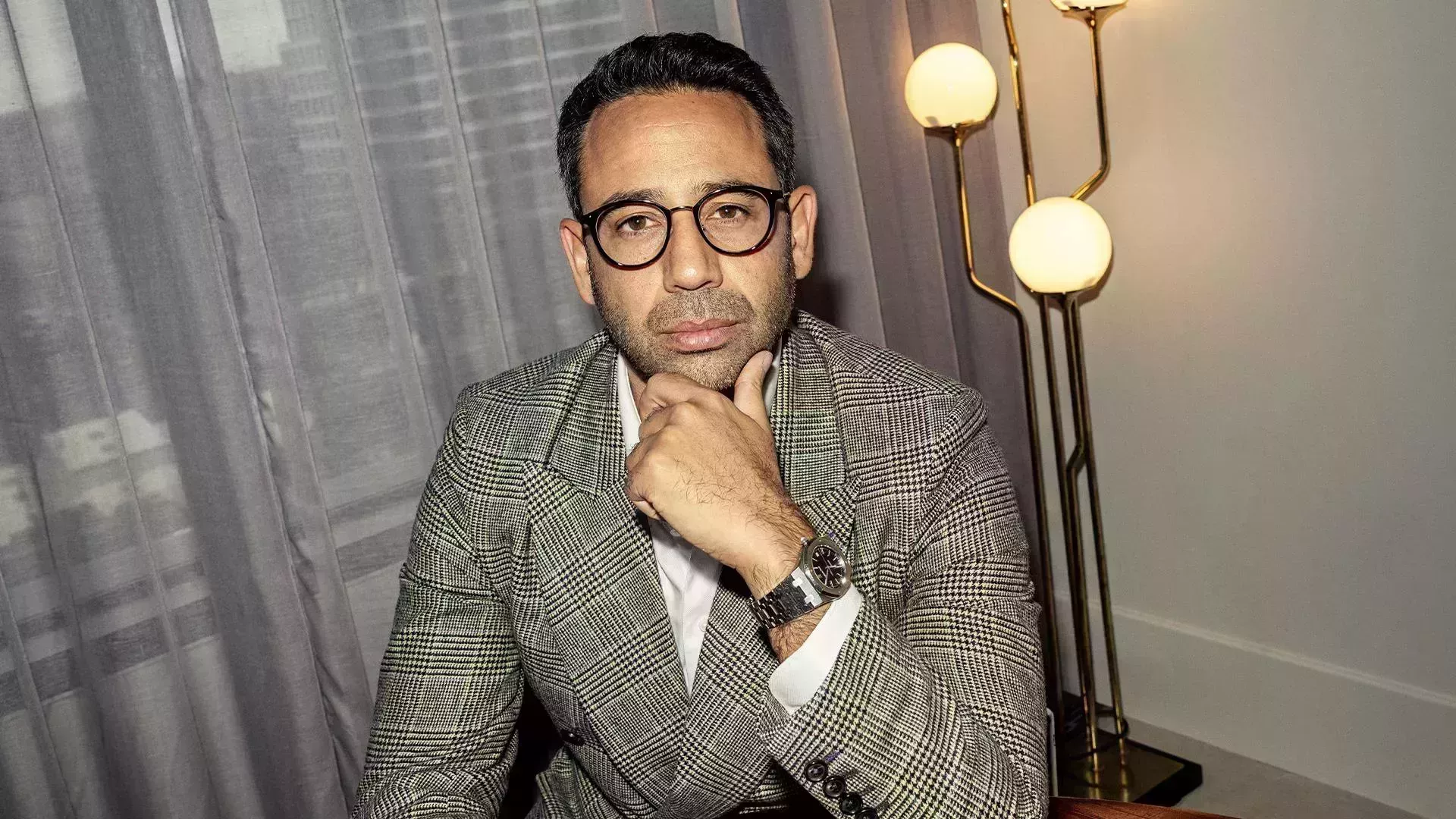 Daniel Daggers Buying London