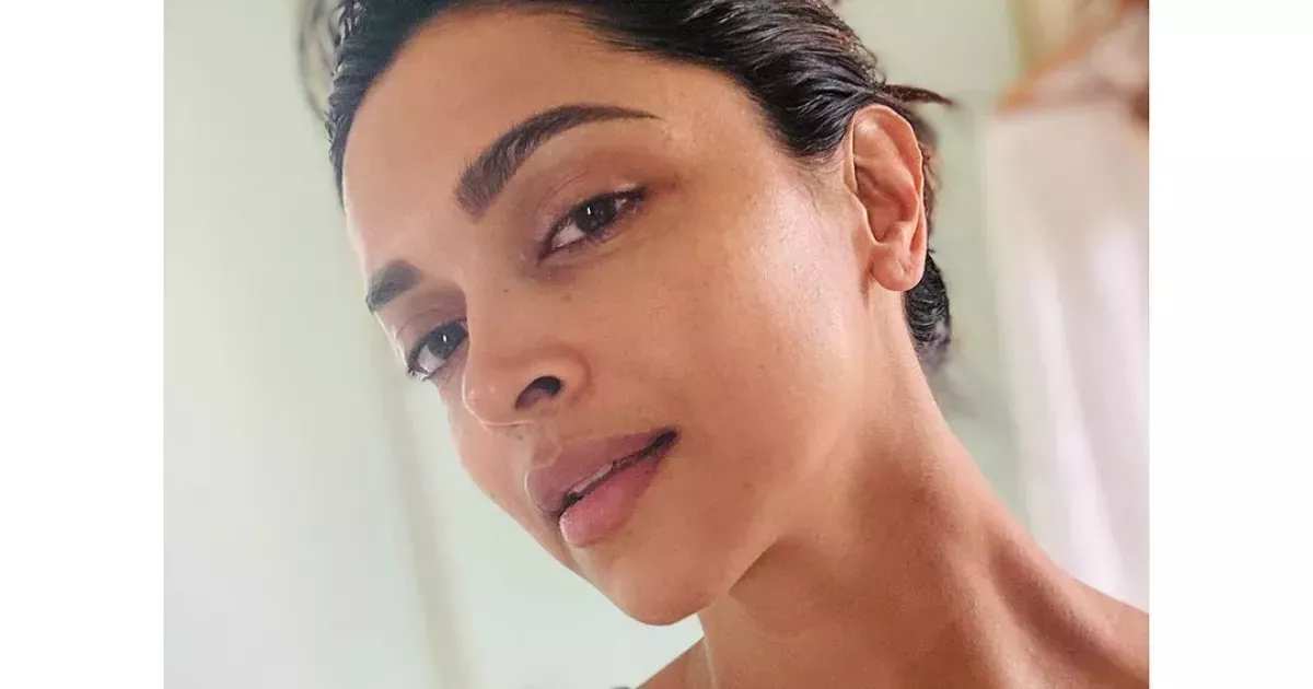 La sencilla rutina de cuidado de la piel en 3 pasos de Deepika Padukone le permite tener una piel impecable y