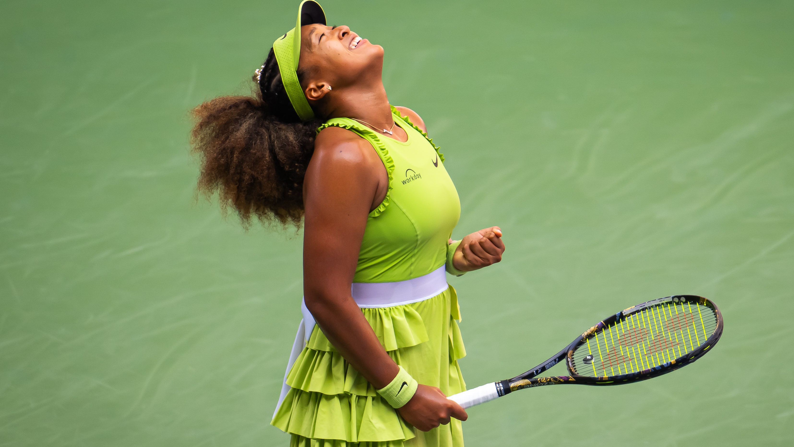 El detalle capilar que te perdiste del épico look de Naomi Osaka en el US Open