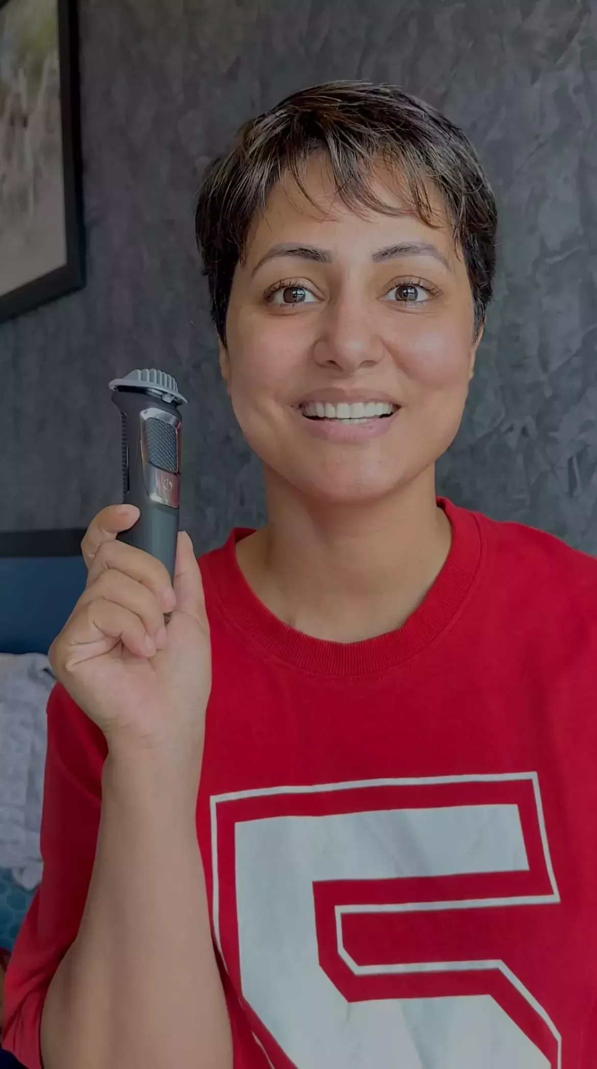 Hina Khan le dice al cáncer que