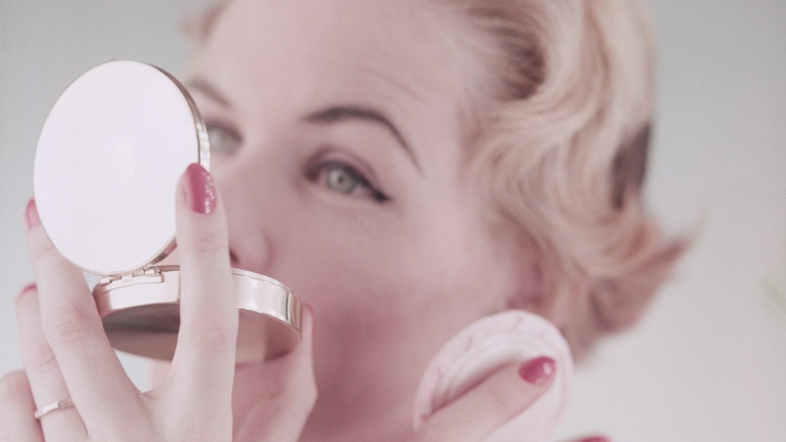 No te pongas de luto por Avon todavía