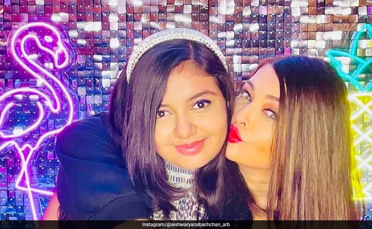 Incluso Con Los Labios Rojos Firmados Por Aishwarya Rai, El Maquillaje Disco De Cumpleaños De Su Hija Aaradhya Bachchan Fue La Estrella Del Espectáculo