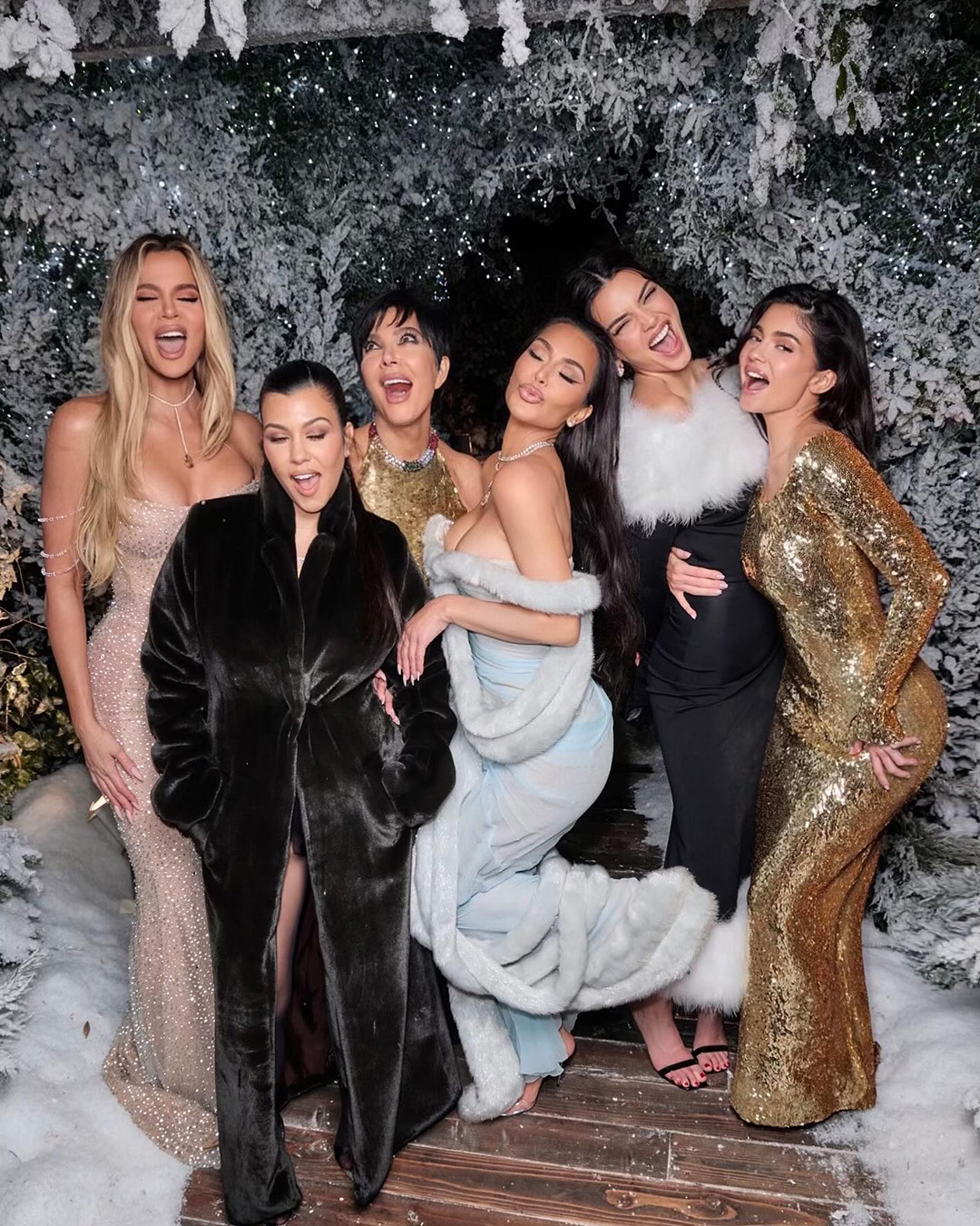 Guía de regalos navideños de las Kardashian y las Jenner
