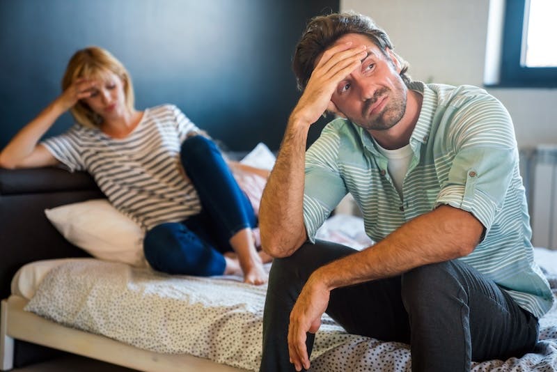 ‘Mankeeping’ Está En Aumento – Y Está Agotando a las Mujeres