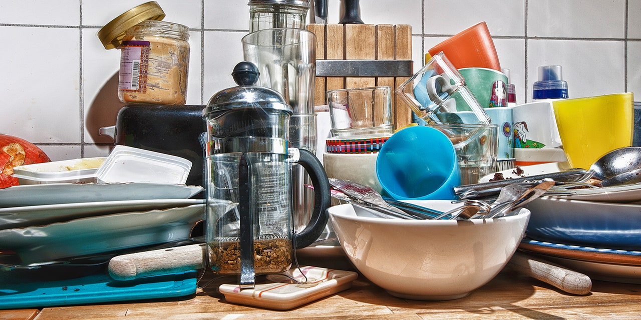 8 cosas que los expertos en seguridad alimentaria nunca harían en sus propias cocinas