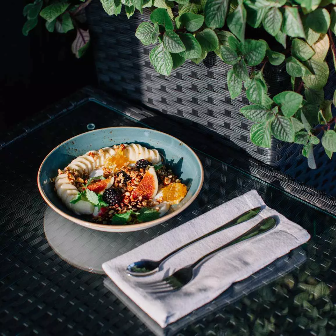 Cómo seguir una dieta vegetariana baja en carbohidratos, según un nutricionista