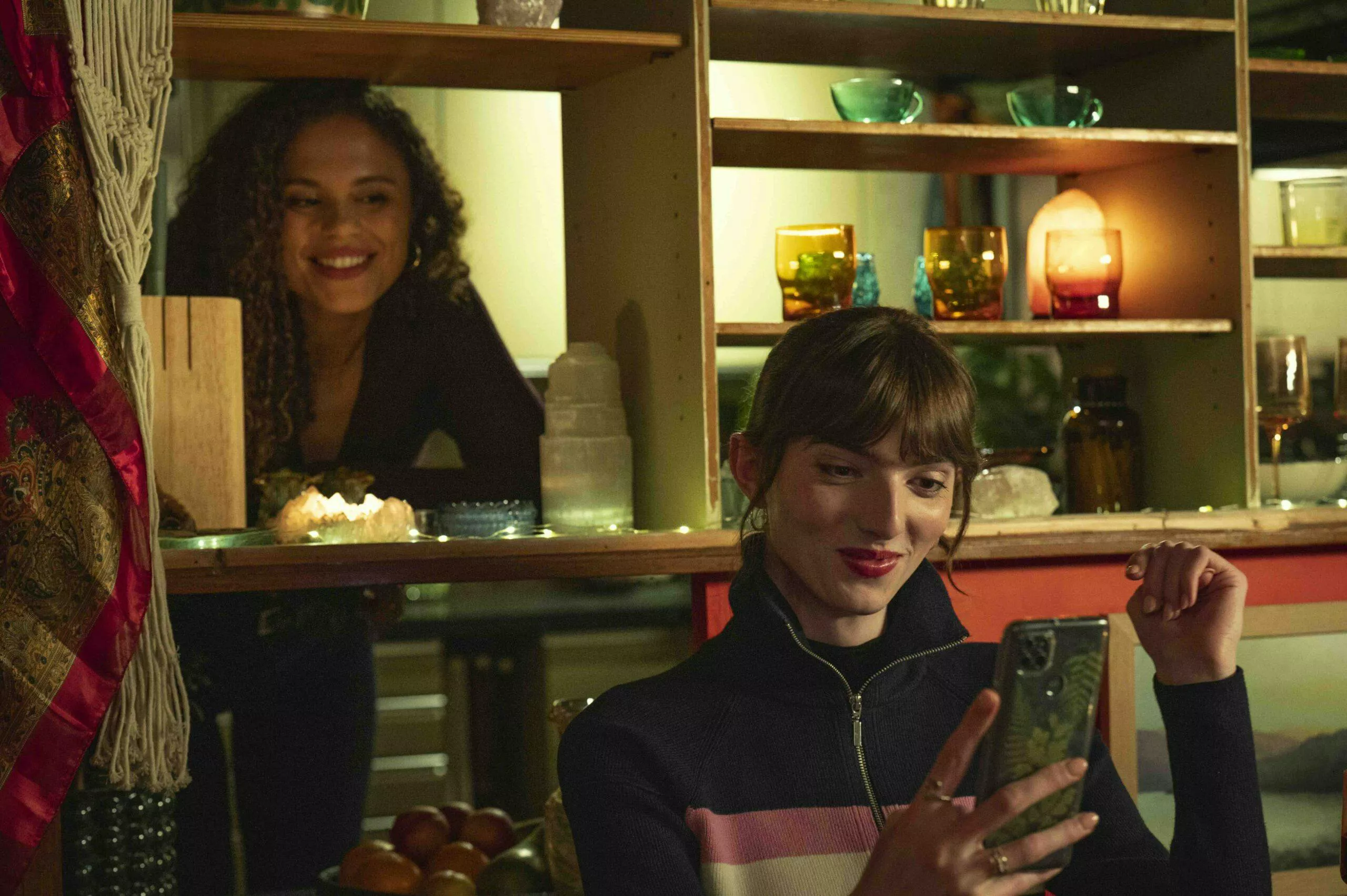 Conoce a Mary Malone, la actriz que interpreta a Aqua en Missing You