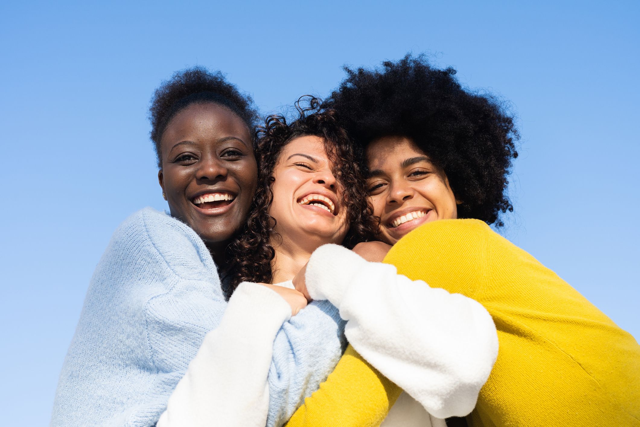 15 Formas Divertidas y Únicas de Celebrar el Galentine's Day Este Año