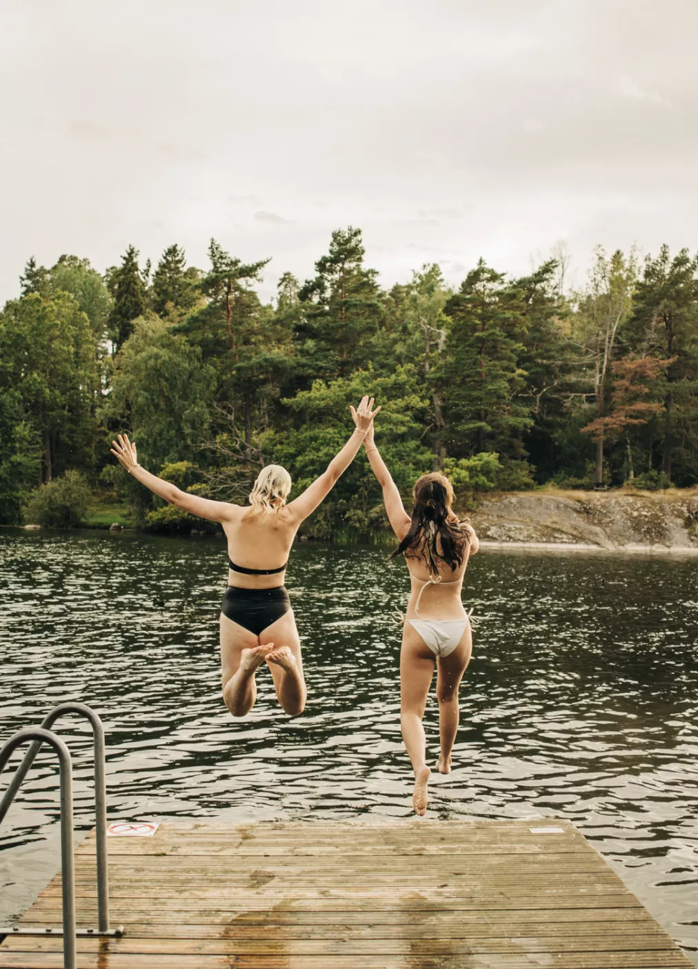 Grandes razones para probar la natación en aguas abiertas, desde una conversión al agua fría