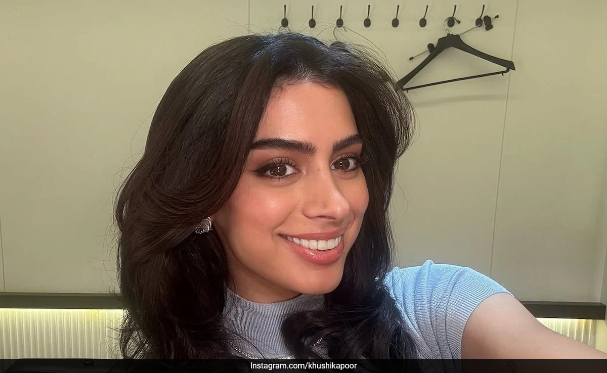 El Rostro Radiante y Sonrojado de Khushi Kapoor Luzca Maravilloso con un Delineado Alado