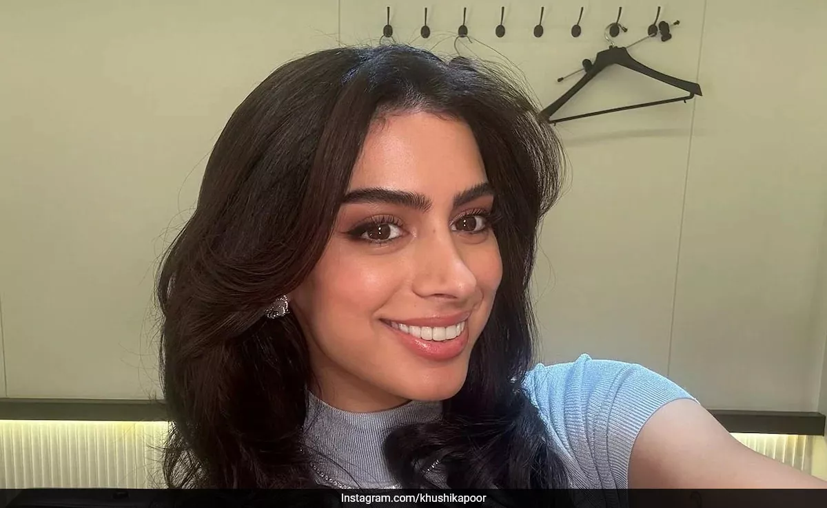 El Rostro Radiante y Sonrojado de Khushi Kapoor Luzca Maravilloso con un Delineado Alado