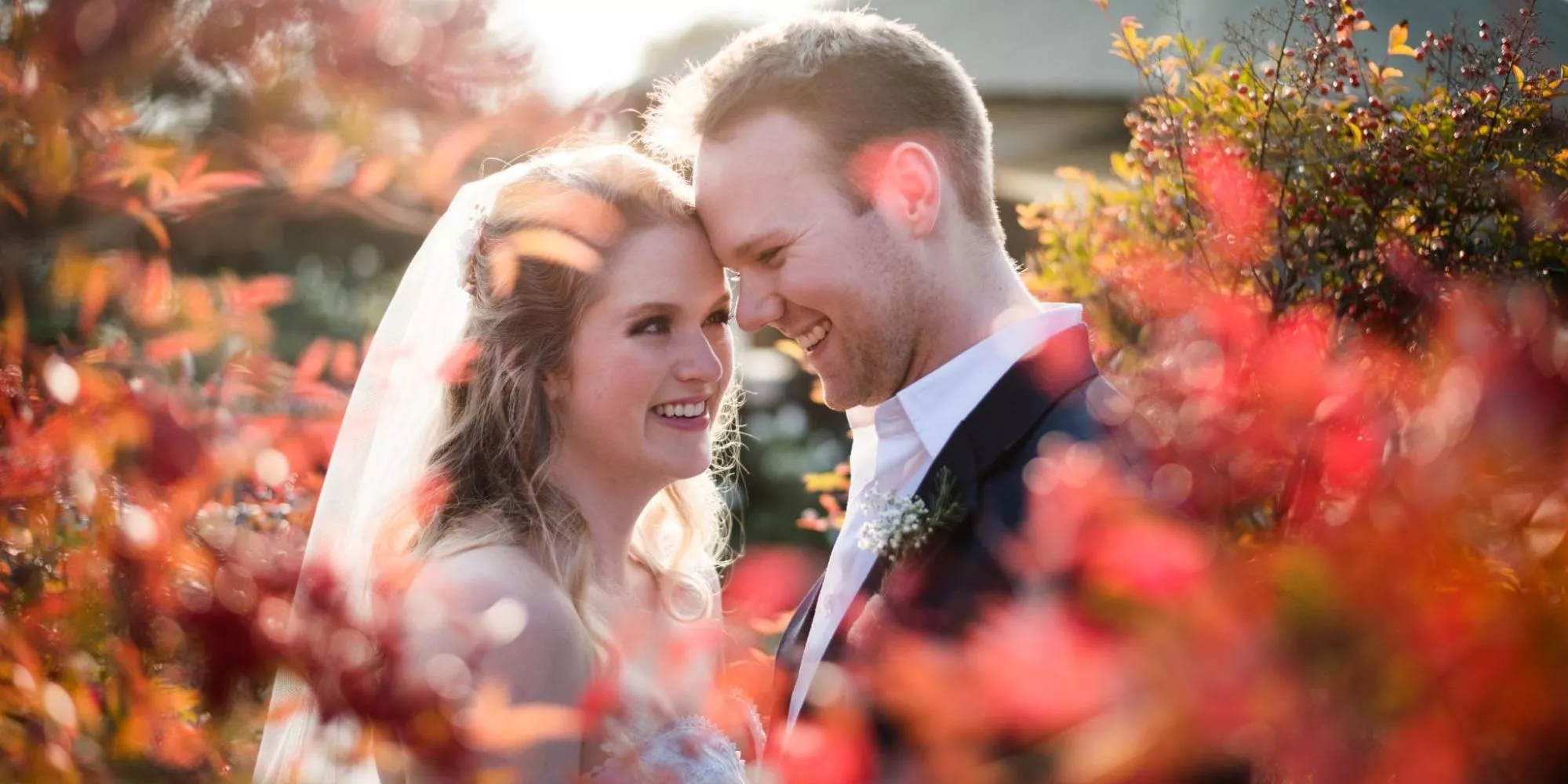 Mi esposa y yo nos conocimos en un grupo de Facebook siendo adolescentes. A pesar de vivir en diferentes partes del mundo, teníamos tanto en común.