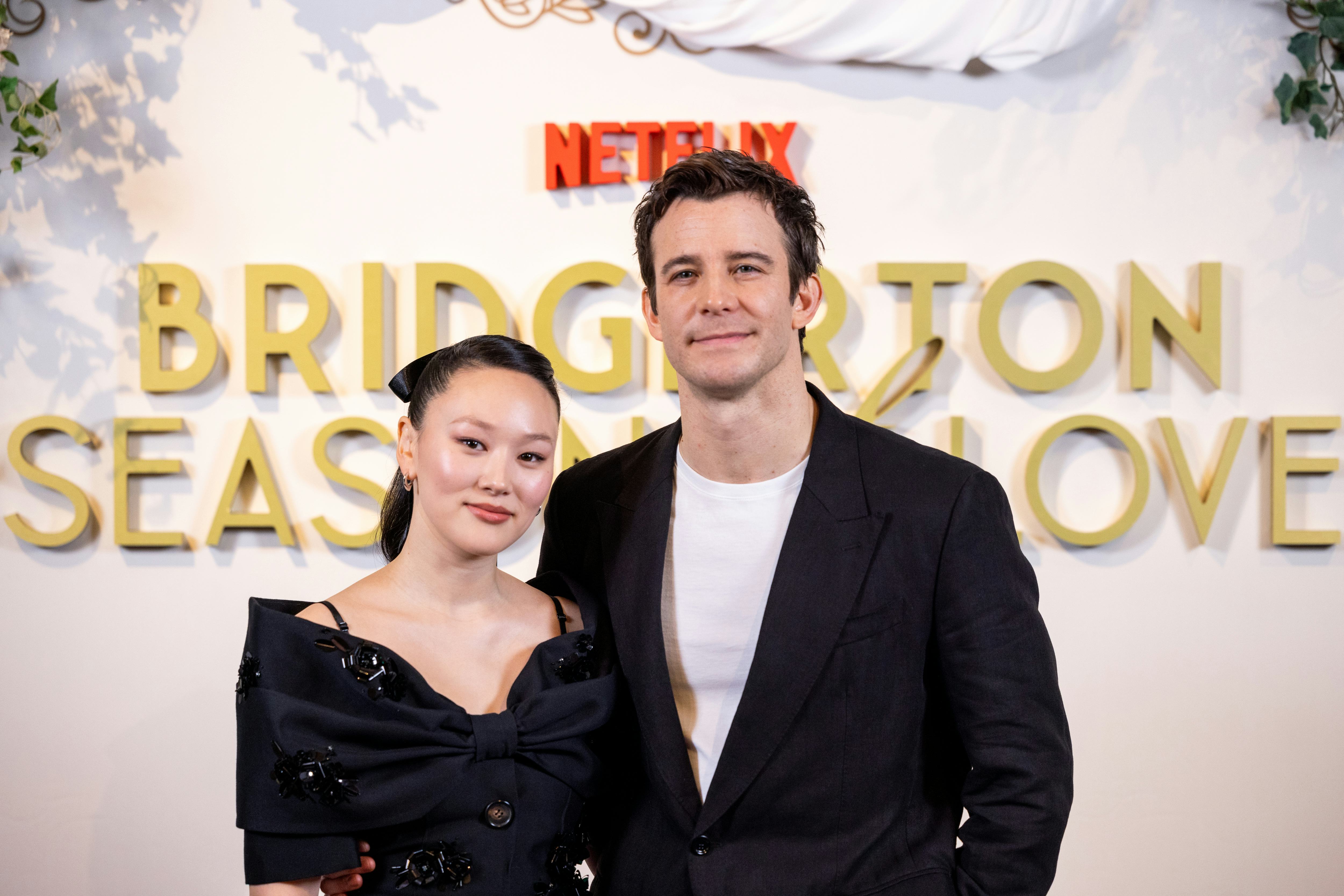 Nuevos detalles de 'Bridgerton' insinúan la sexy escena al aire libre de Benedict en la Temporada 4