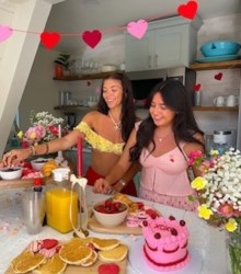 Los regalos más lindos para llevar a tu fiesta de Galentine este fin de semana