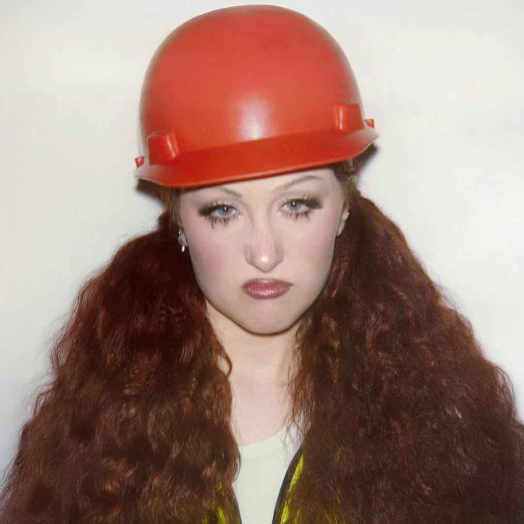 Chappell Roan Inventa una Posición Sexual en Su Nueva Canción