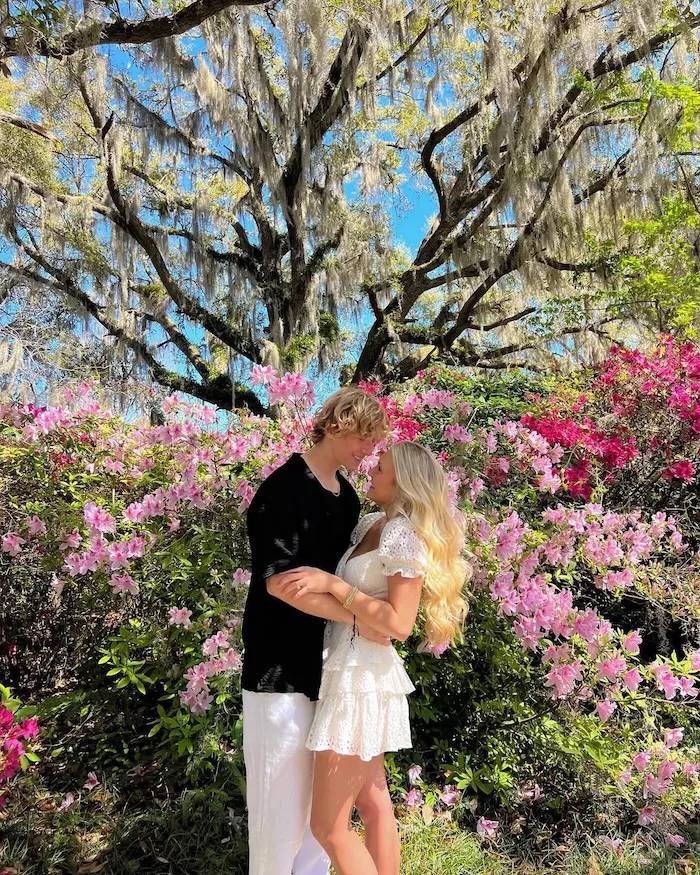 ¡Revisa el nuevo número de abril/mayo de *Girls' Life* protagonizado por Katie Fang!