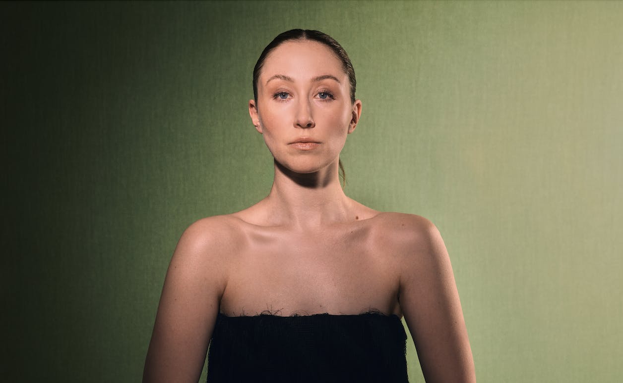 Erin Doherty Nos Lleva Detrás de Cámaras de Su Actuación Magistral en 'Adolescencia'