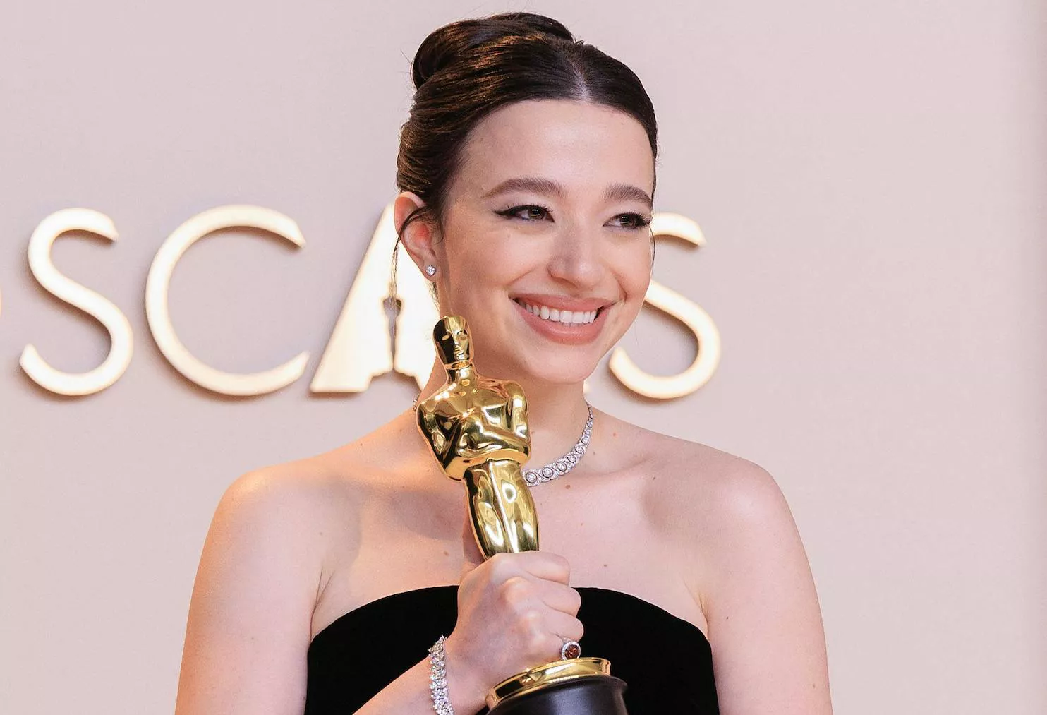 Todo lo que necesitas saber sobre Mikey Madison, la ganadora del BAFTA que dedicó su discurso a las trabajadoras sexuales
