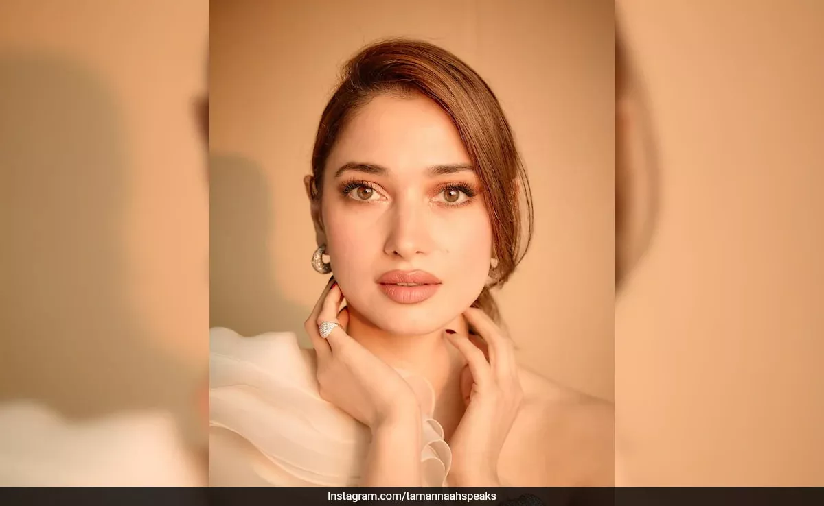 La Belleza Impecable de Tamannaah Bhatia con Ojos de Atardecer y Labios Caramelo
