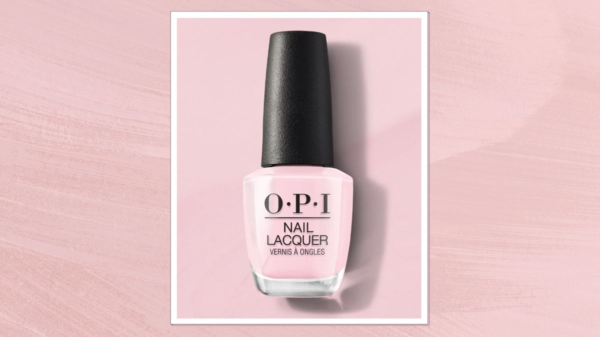 ¿Cansada de lo transparente? El esmalte de uñas Mod About You de OPI es el pastel perfecto para la primavera