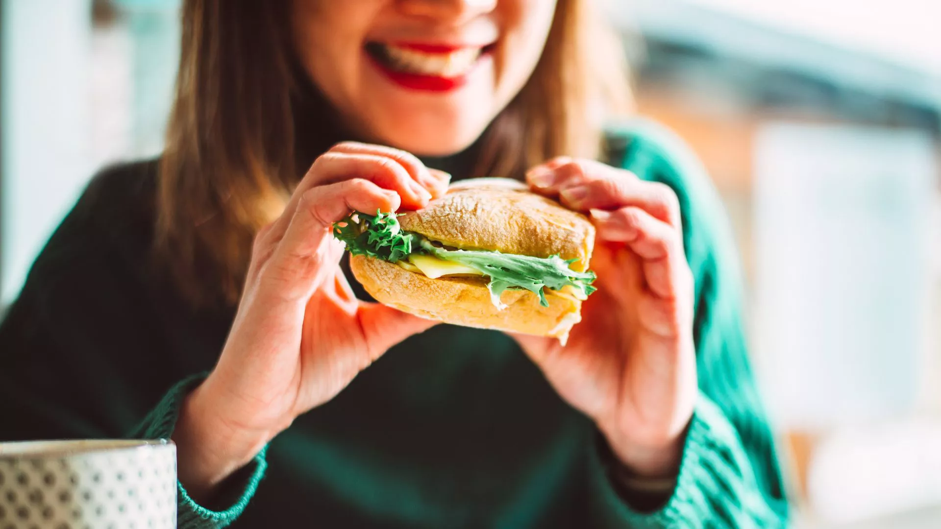 Consejos de Davina McCall para una vida saludable - desde dejar el teléfono hasta correr bajo la lluvia