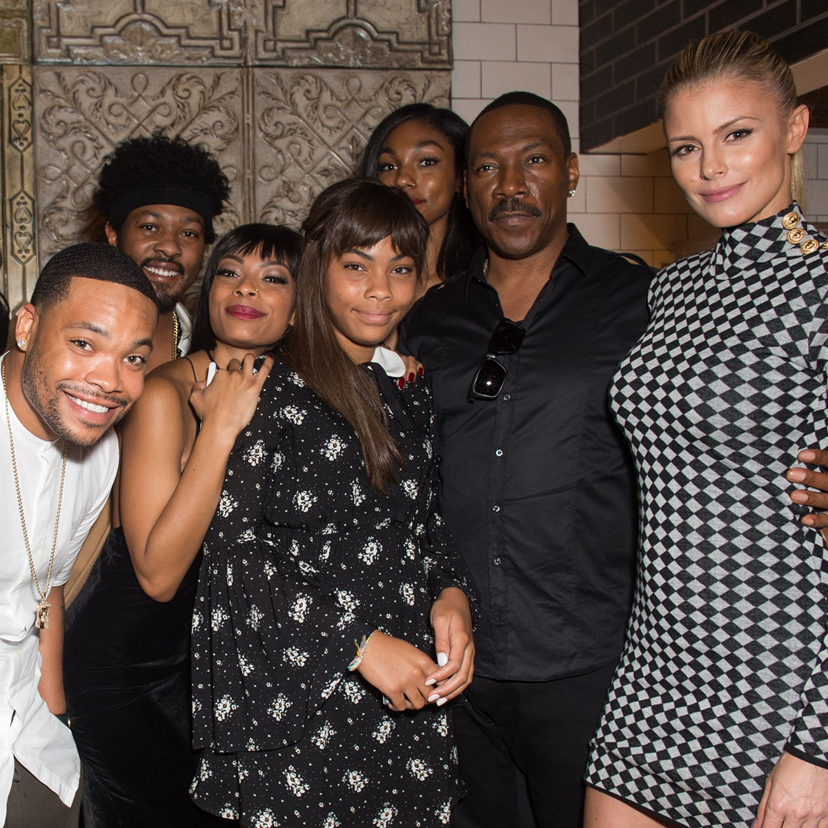 Dentro del Extenso Árbol Genealógico de Eddie Murphy: Conoce a Sus 10 Hijos