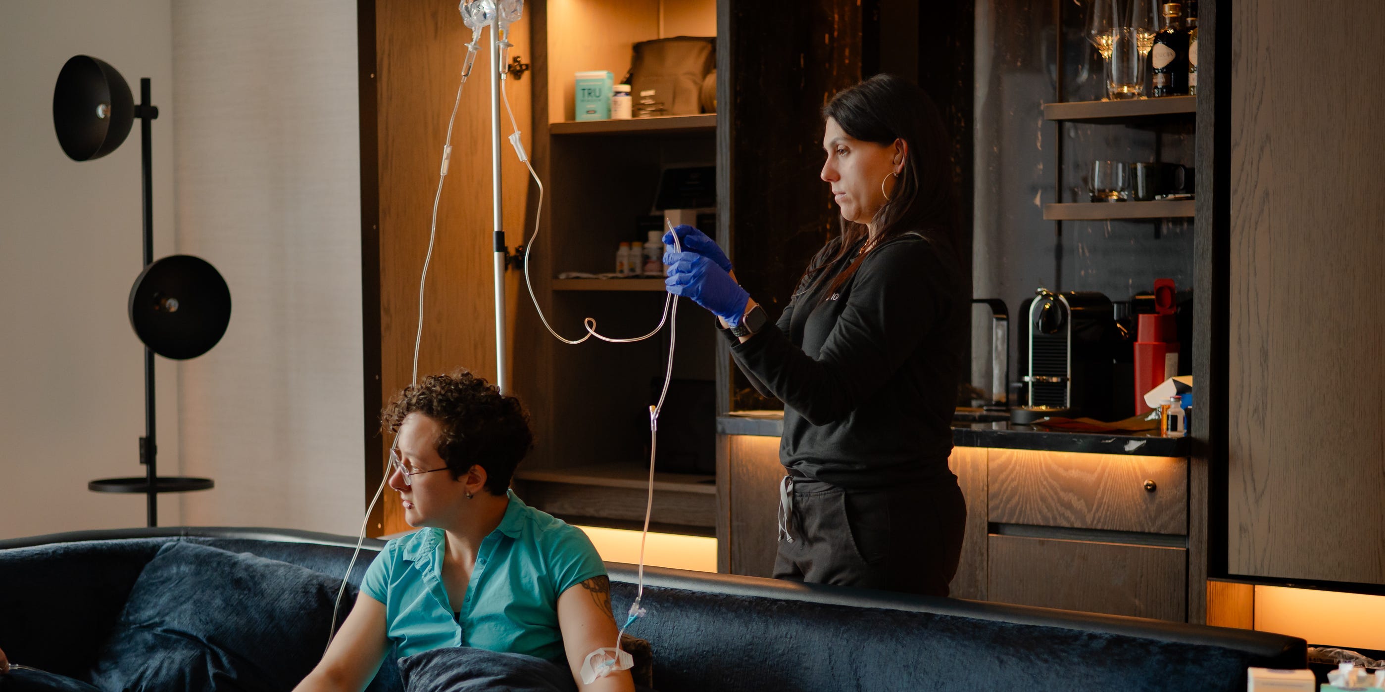 Probé la infusión de longevidad que celebridades y atletas juran por. Sigo escéptico, pero entiendo el atractivo.