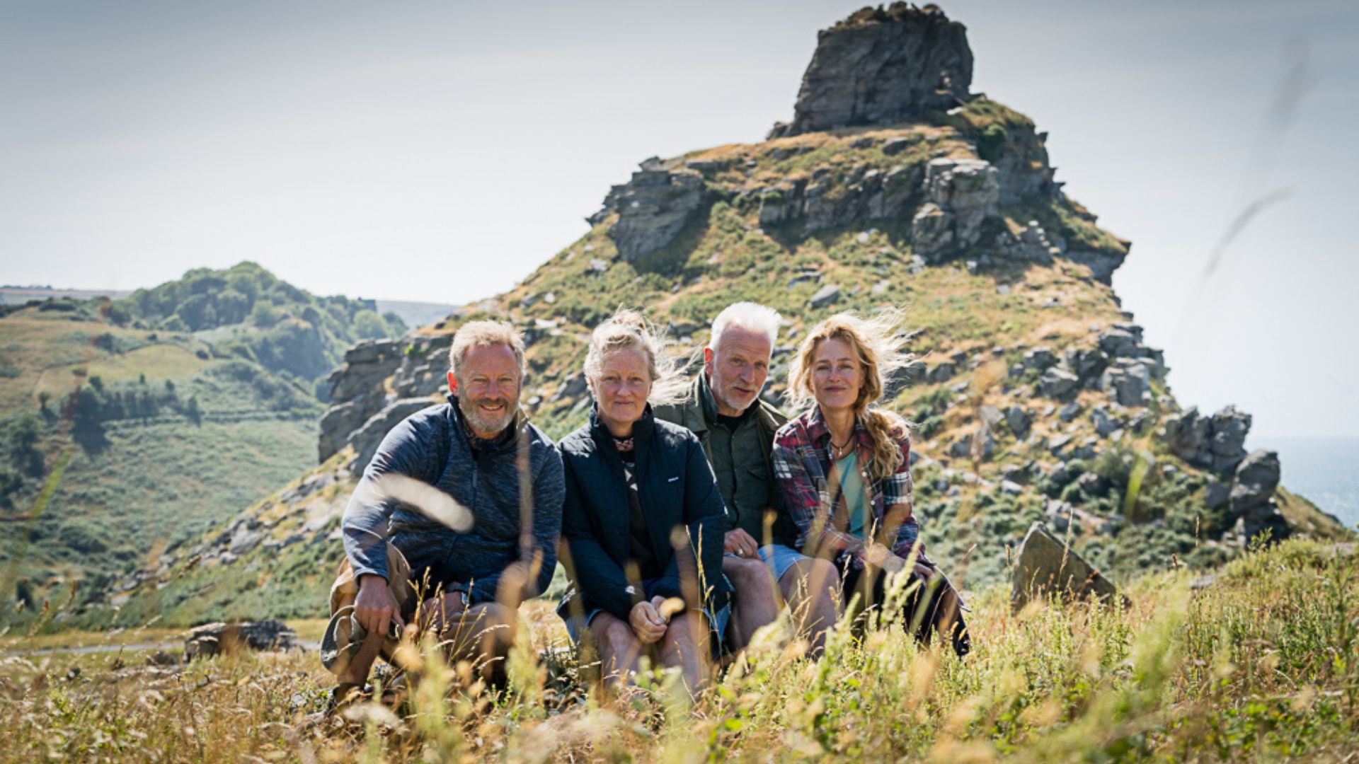 'Se sintió como un salvavidas' - la autora Raynor Winn sobre los beneficios inesperados de caminar por The Salt Path