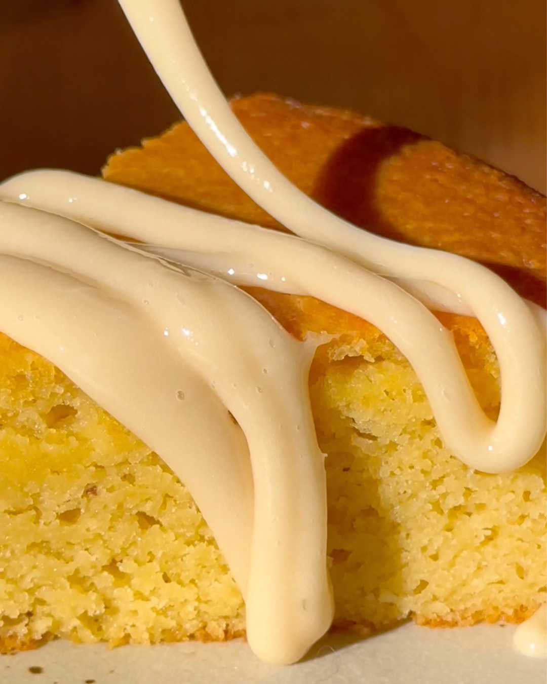 Pastel de Limón y Aceite de Oliva con Miel Batida