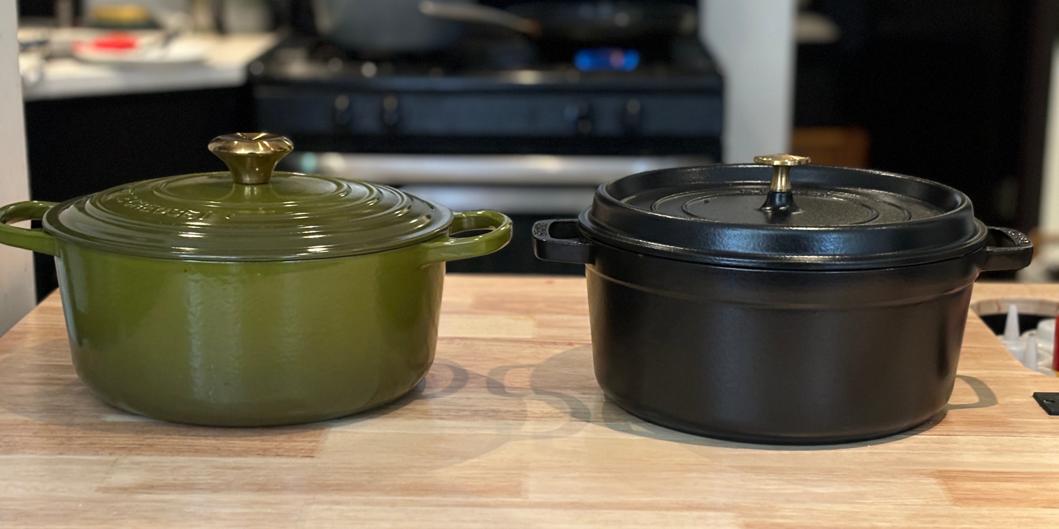 Le Creuset vs. Staub: ¿Cuál es la mejor olla de hierro fundido?