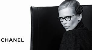 Claudia Schiffer imagen para Chanel a los 40 años