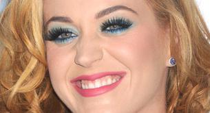 ¿Se ha pasado Katy Perry con las sombras?