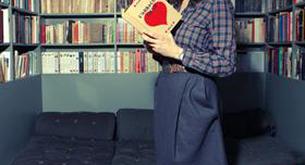 Olympia Le Tan y sus libro-clutch son amor