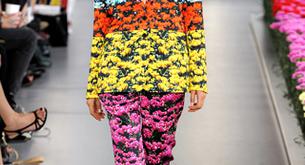 Mary Katrantzou y el color desbocado