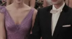 Alice Cullen con ondas en el pelo el día de la boda de Amanecer