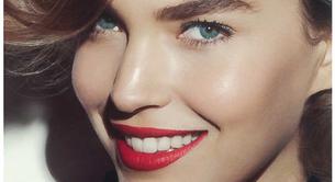 Sonrisa en la portada de Vogue Paris