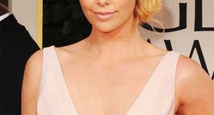 Nuestras lectoras votan a Charlize Theron la mejor maquillada en los Globos de Oro
