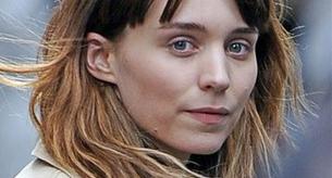 Rooney Mara se pasa al rubio, ¿os gusta?