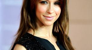 Jennifer Love Hewitt emplea productos de cocina para perfumarse