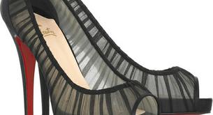 Los tacones ya pueden figurar en el diccionario como arma mortal 