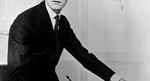 Dos pelis inspiradas en la vida de Yves Saint Laurent en camino