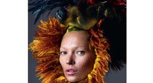 Kate Moss se convierte en un girasol para Love Magazine