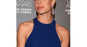 Carlota Casiraghi con sombras azules en los Gucci Award 