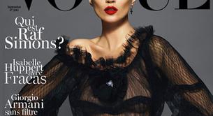 Kate Moss, en una de las tres portadas de Vogue París
