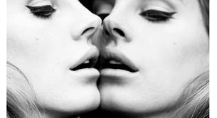 Aprende a hacerte el cat-eye de Lana del Rey 