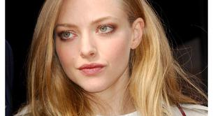 Amanda Seyfried nos muestra cómo lucir un maquillaje cálido 