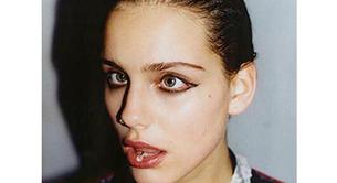 La modelo bizca, Moffy 