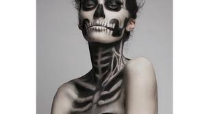 Disfraz de calavera fácil para Halloween 