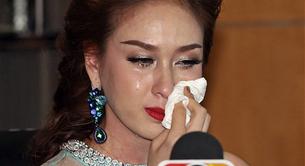 Miss Tailandia pierde la corona por un escándalo político